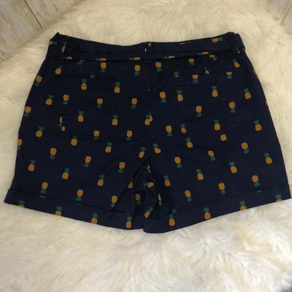 St Johns Bay women’s shorts size 10 navy color - Picture 5 of 10